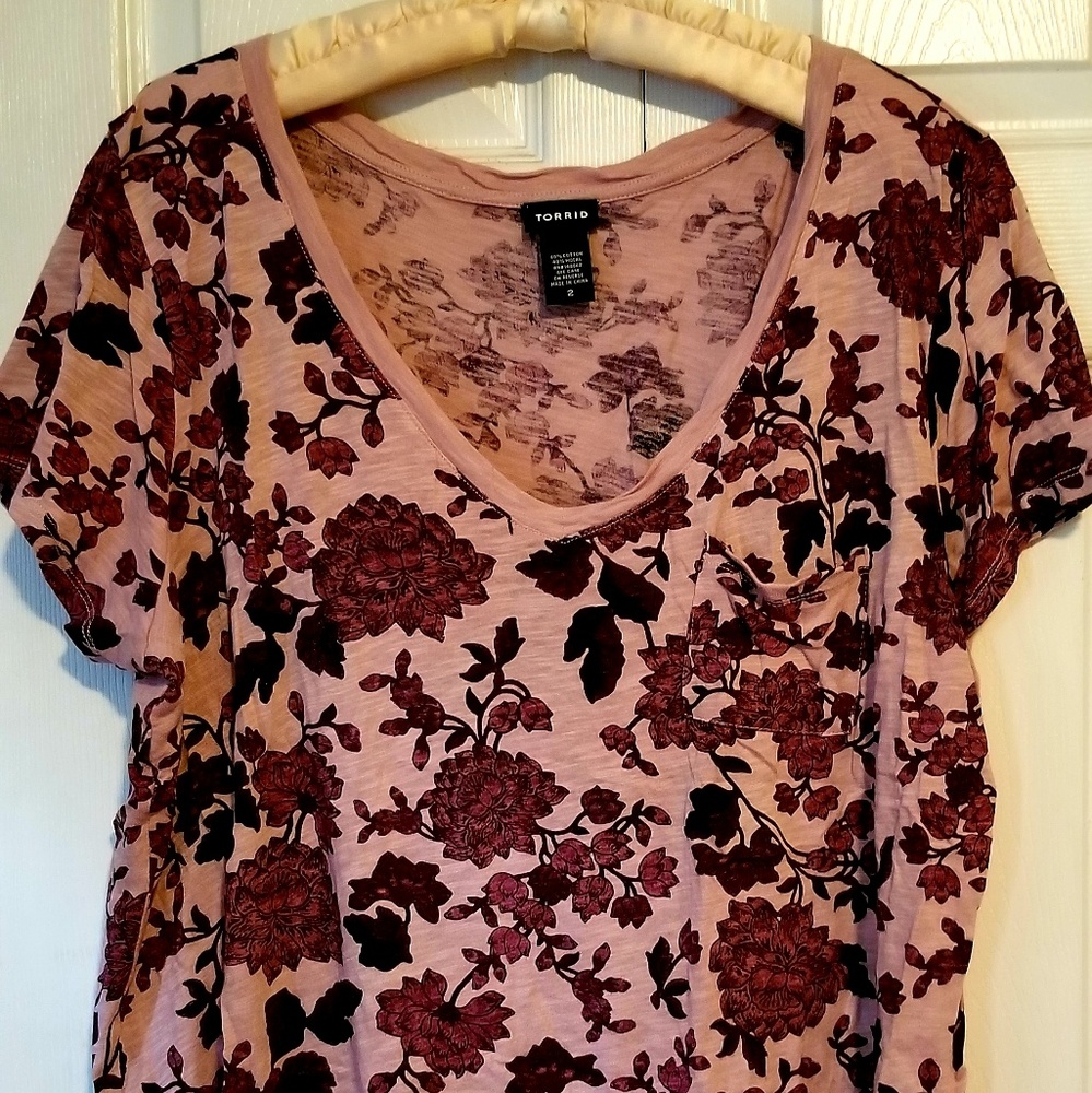 Torrid floral pocket tee